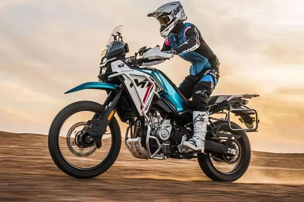 CF Moto 450MT
